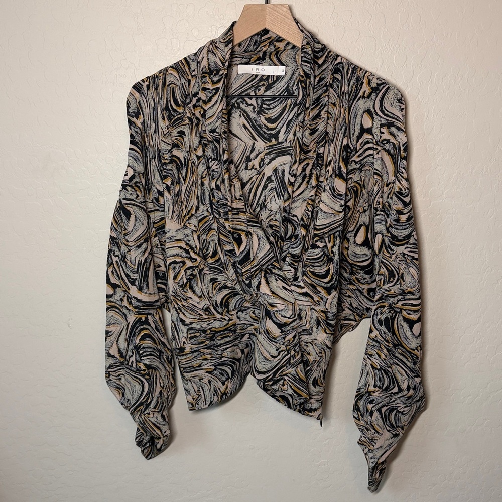 IRO Paris 100% Silk Marble Abstract Cold Shoulder Blouse Size 40 - Picture 4 of 8